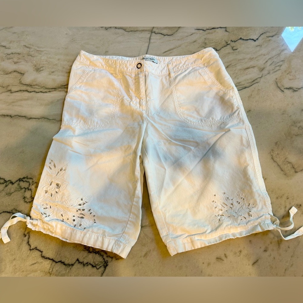 Women's White Embroidered Shorts, Size 10